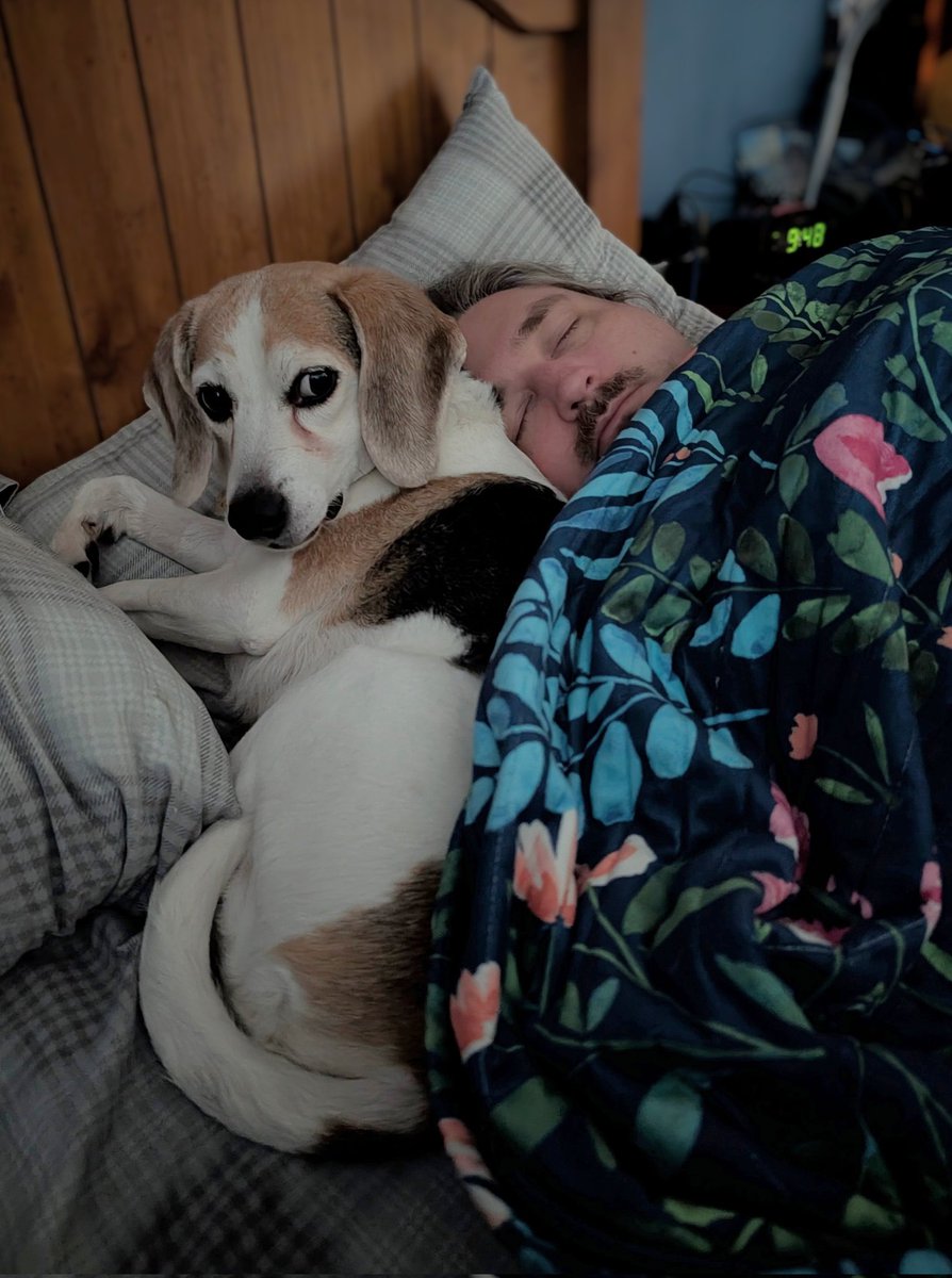 I can't be certain, but I think Muggs likes us.