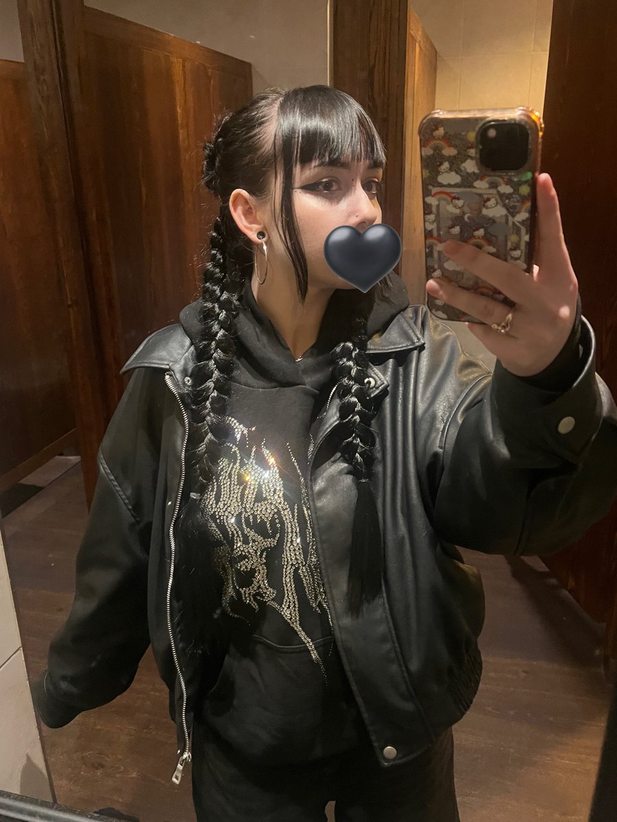 Evie ♡ tweet media