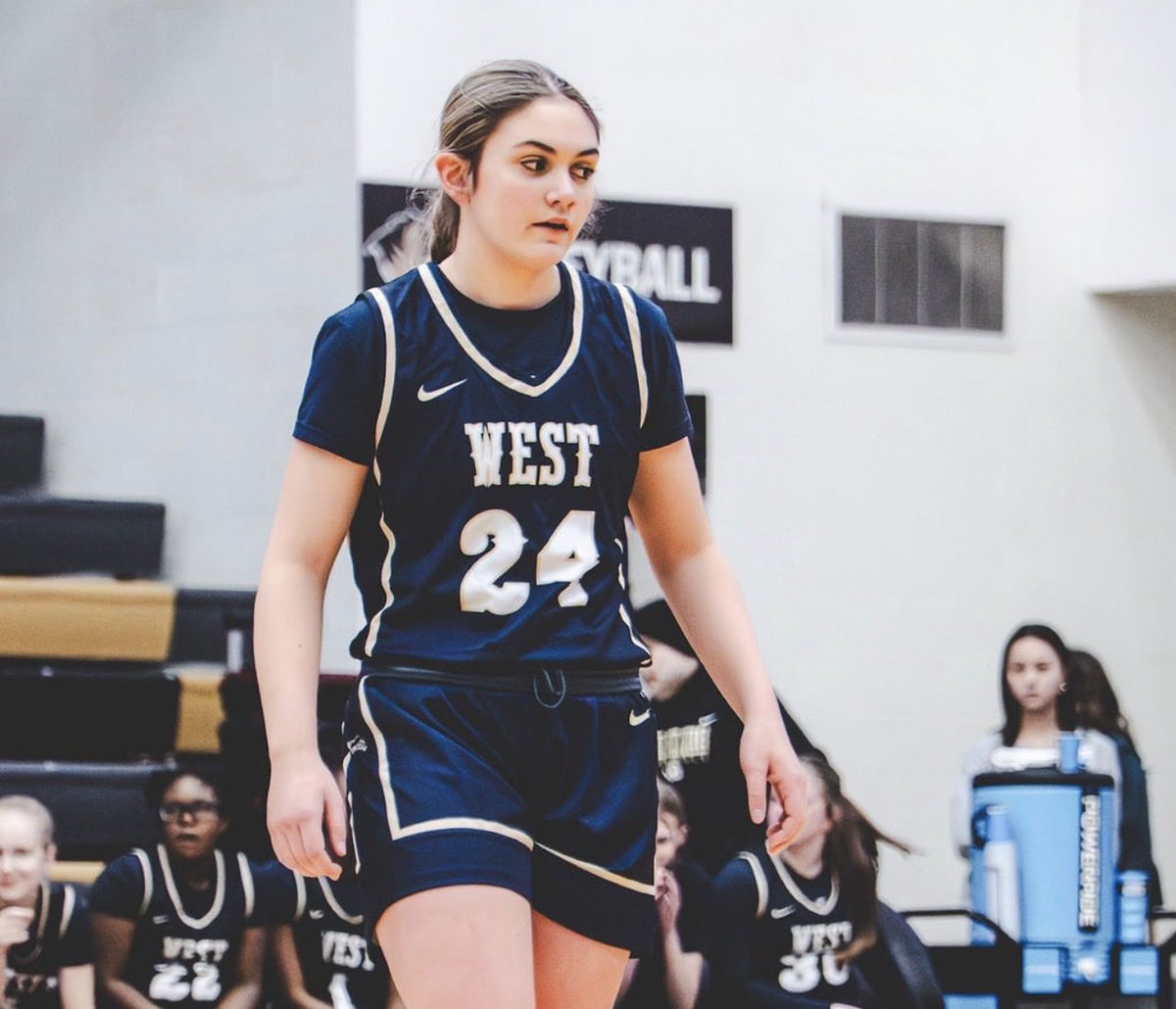 B r a n d o n C l a y tweet media