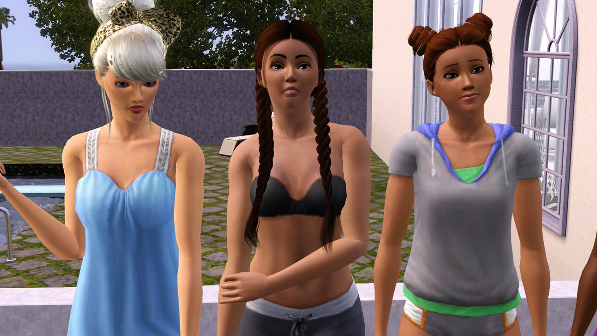 twisted_fi17185's tweet photo. When they introduce you to a New Girl😑
#bgc1 https://t.co/ik1d4WAfMm