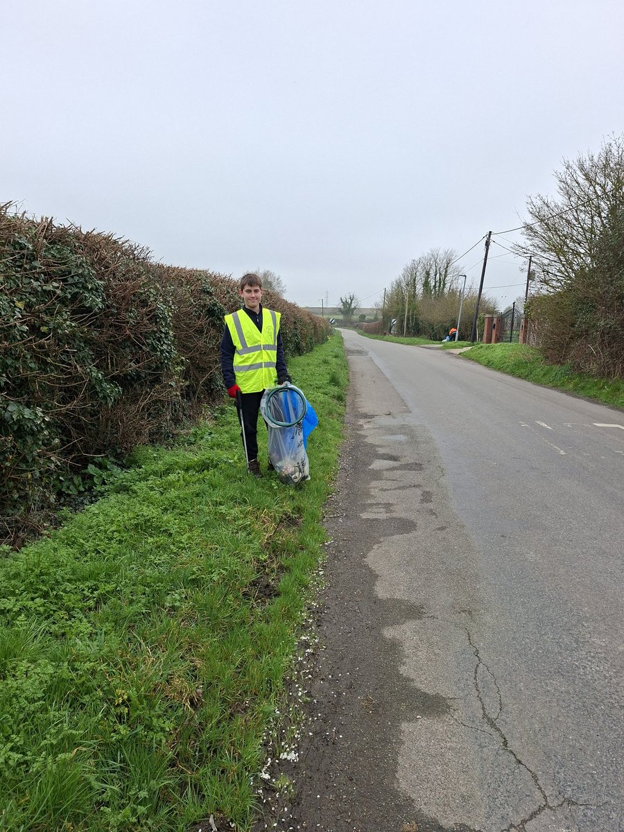 Dan's Community Group tweet media