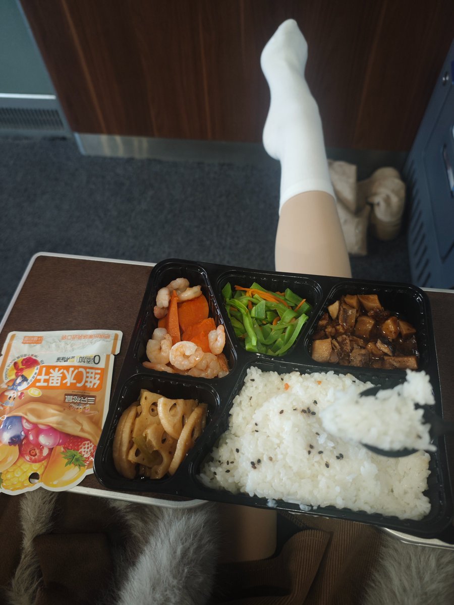 女神mio tweet media