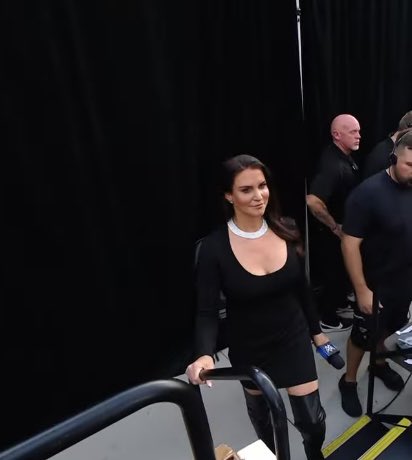 StephMarie tweet media