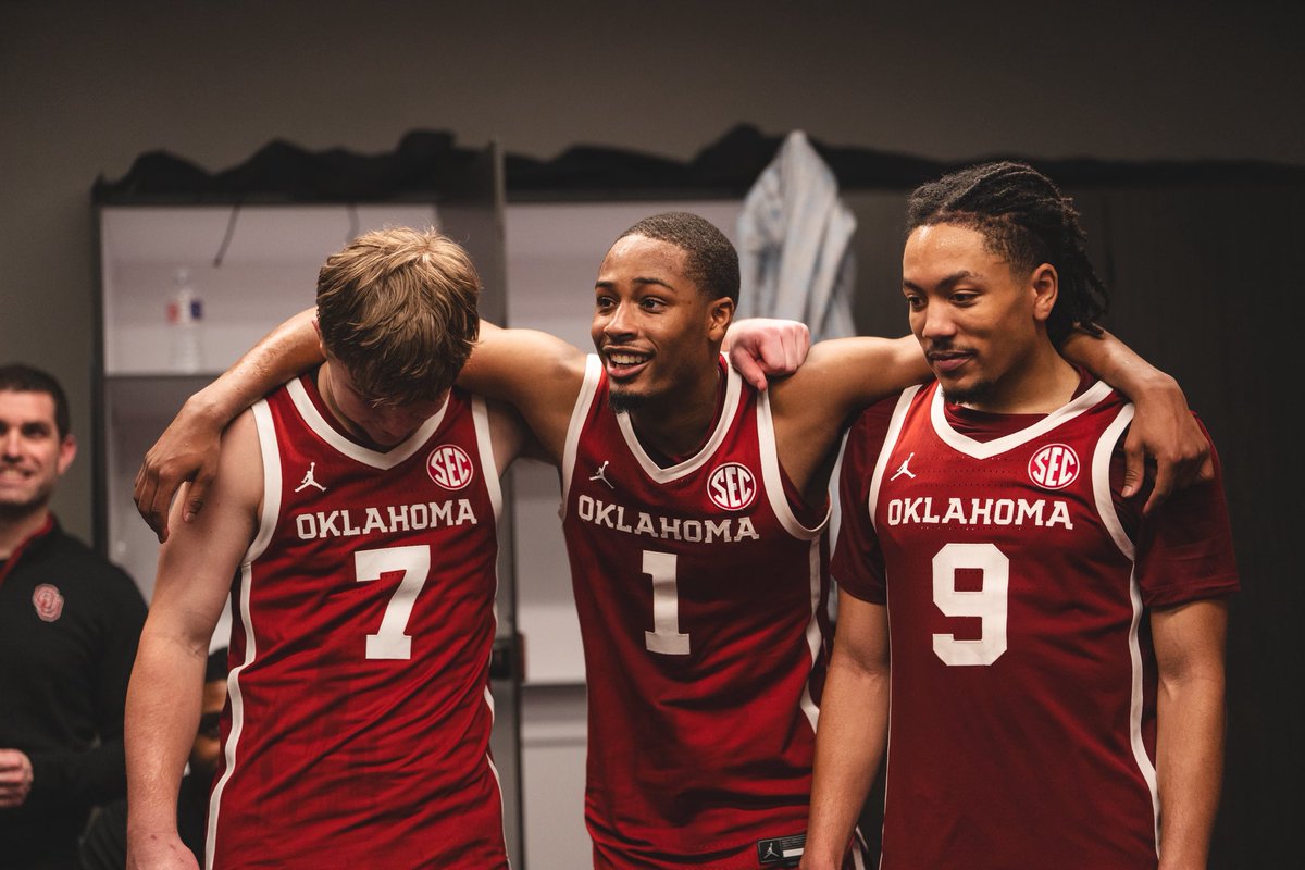 OU_MBBall tweet picture