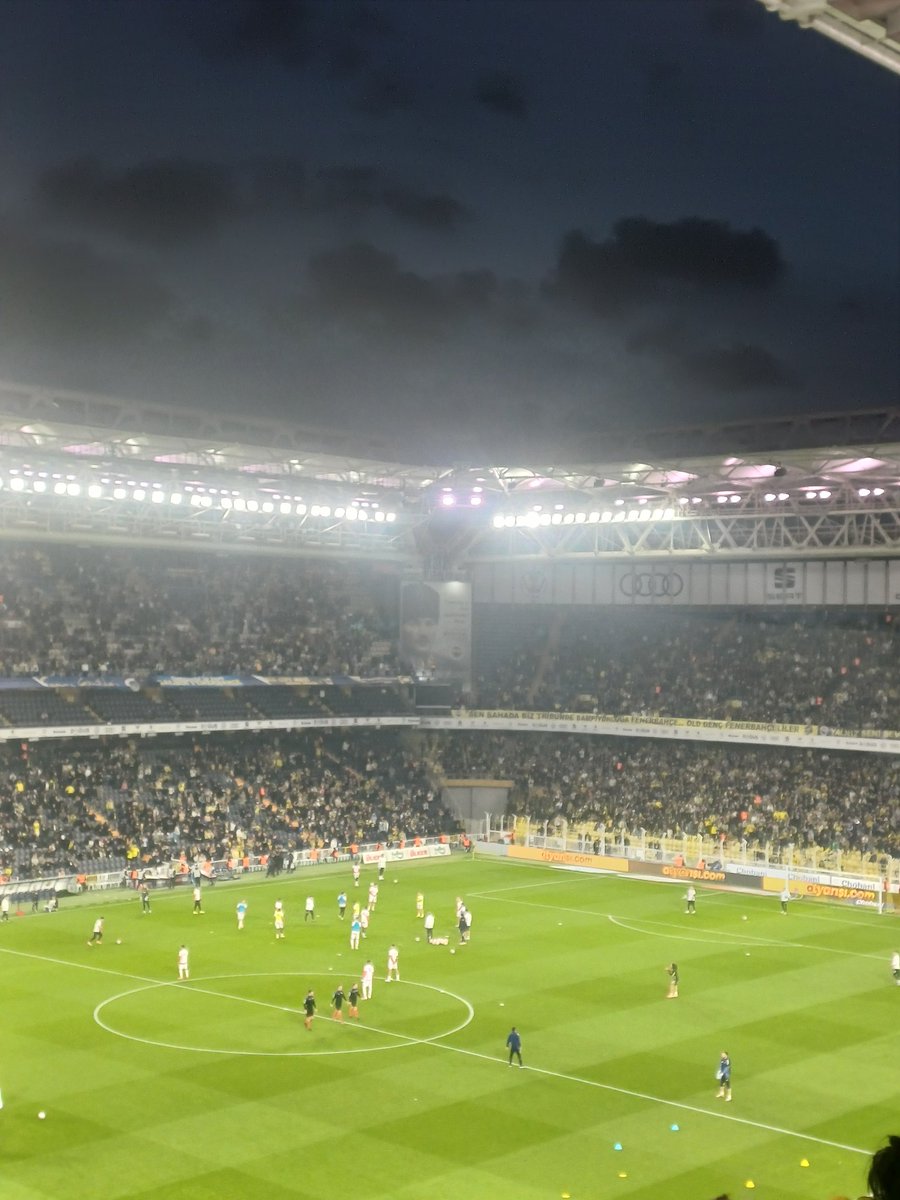 Geldim gözümün nuru <a href="/Fenerbahce/">Fenerbahçe SK</a> 💙