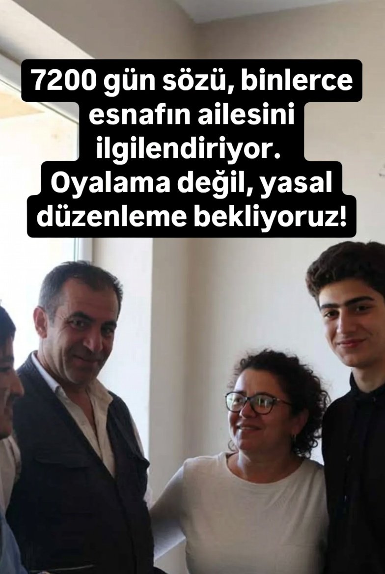 <a href="/isikhanvedat/">Prof. Dr. Vedat Işıkhan</a> <a href="/csgbakanligi/">T.C. Çalışma ve Sosyal Güvenlik Bakanlığı</a> Ömrümüzün üç yılını
"Bağkur Primini
7200'e İndirdik"
Sözünü bekleyerek geçirdik.

Esnaf Çiftçi
UNUTULDU 

<a href="/RTErdogan/">Recep Tayyip Erdoğan</a>
<a href="/dbdevletbahceli/">Devlet Bahçeli</a>
<a href="/erkanakcay45/">Erkan Akçay</a>
<a href="/abuyukgumus/">Ahmet Büyükgümüş</a>
<a href="/acarfaruka/">Faruk Acar</a>
<a href="/avabdullahguler/">Abdullah Güler</a>
<a href="/AvOzlemZengin/">Av. Özlem Zengin 🇹🇷</a>
<a href="/akbasogluemin/">Av. M.Emin AKBAŞOĞLU 🇹🇷</a>
<a href="/ibrahimyumakli/">İbrahim Yumaklı</a>
<a href="/omerbolatTR/">Prof. Dr. Ömer Bolat</a>
<a href="/isikhanvedat/">Prof. Dr. Vedat Işıkhan</a>
<a href="/B_Palandoken/">Bendevi Palandöken</a>