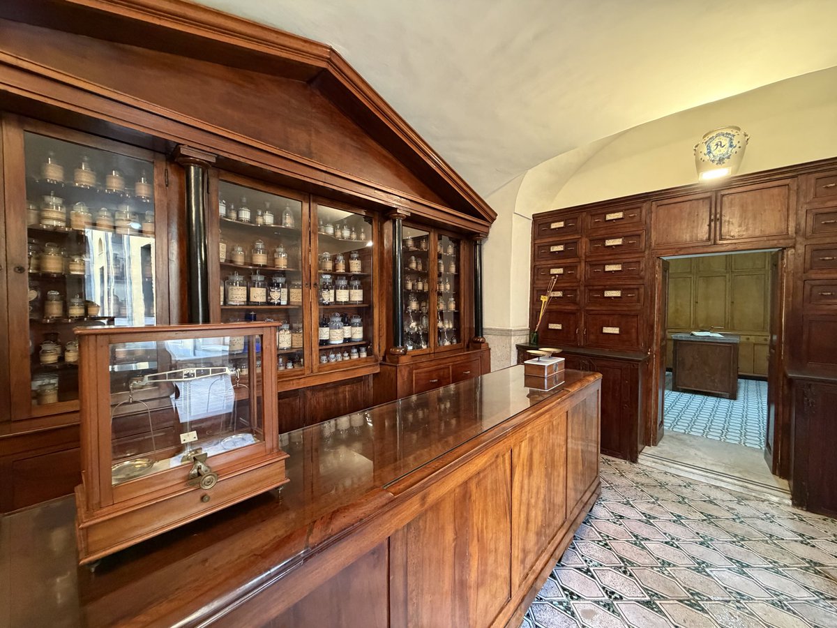 France à Naples tweet media