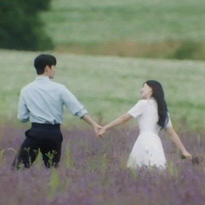 syapabalqis's tweet image. There will never be another Queen of Tears. This is the only one, permanently carved in my heart.

Happy 2nd anniversary 🤍

STILL WITH US
#QueenOfTears