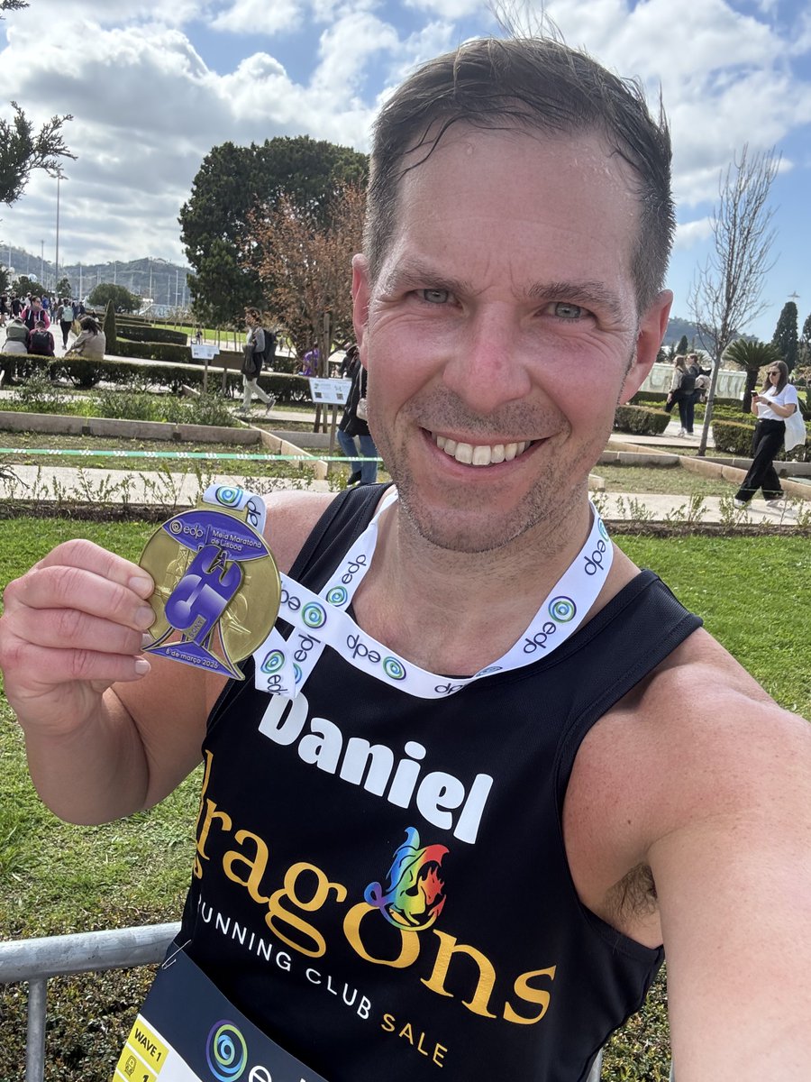 runner_dan17's tweet image. Here I am 👋 1h 33min 37secs (1,531 out of 16,165) - my THIRD fastest half marathon and beats any before I was diagnosed with my brain tumour! Was on course for a PB for over half of it but it was tough in the heat 🥵 
At the airport now ✈️#Lisbonhalfmarathon #superhalfs #runner