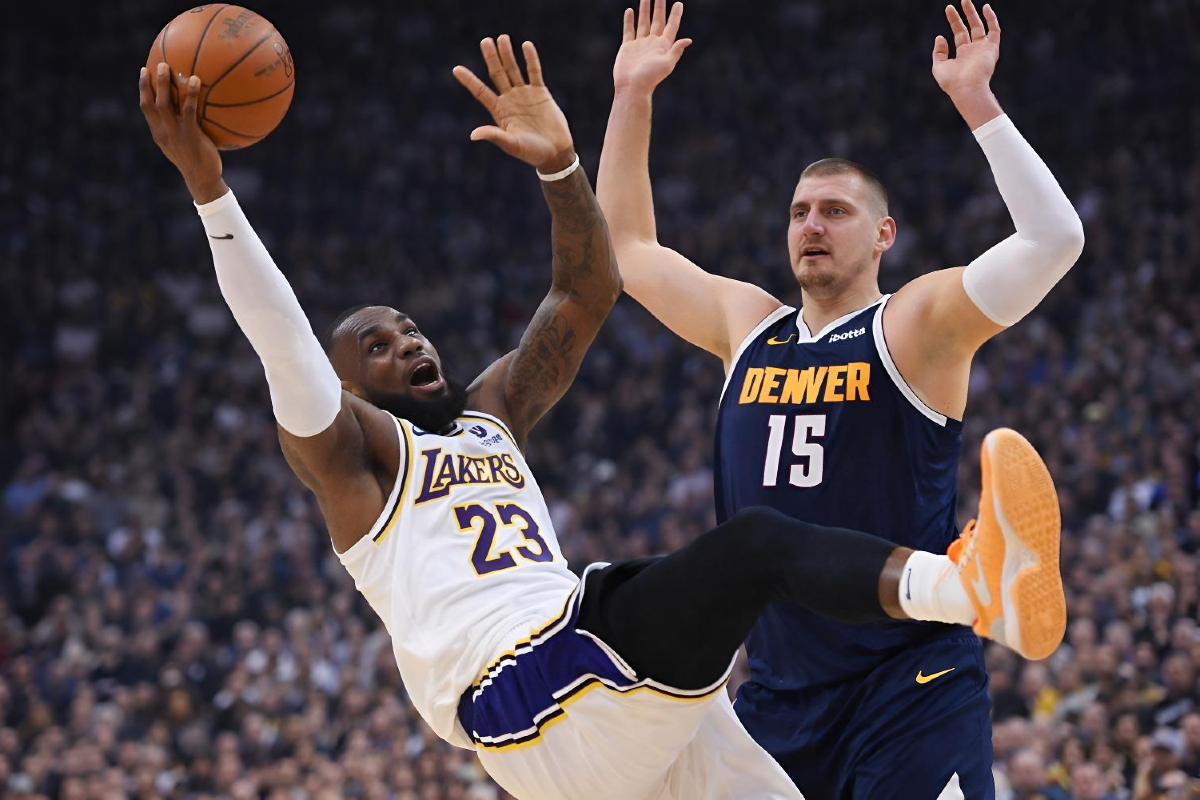 AnubisSportsHQ's tweet image. Someone needs to tell LeBron James "Toughen up cupcake!" #lebronjames #lebron #lakers #lakersnation #nba 

anubissports.com/marginal-lebro…