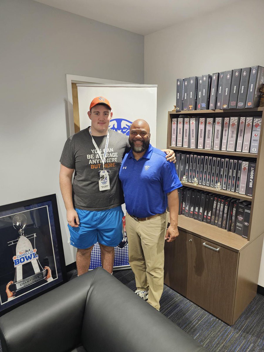 Maddengotmotion tweet media