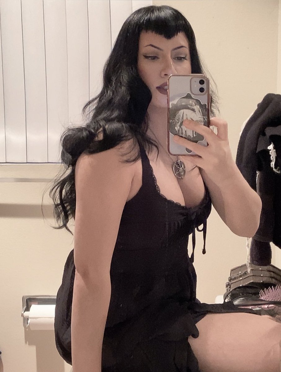 Danii Horror tweet media