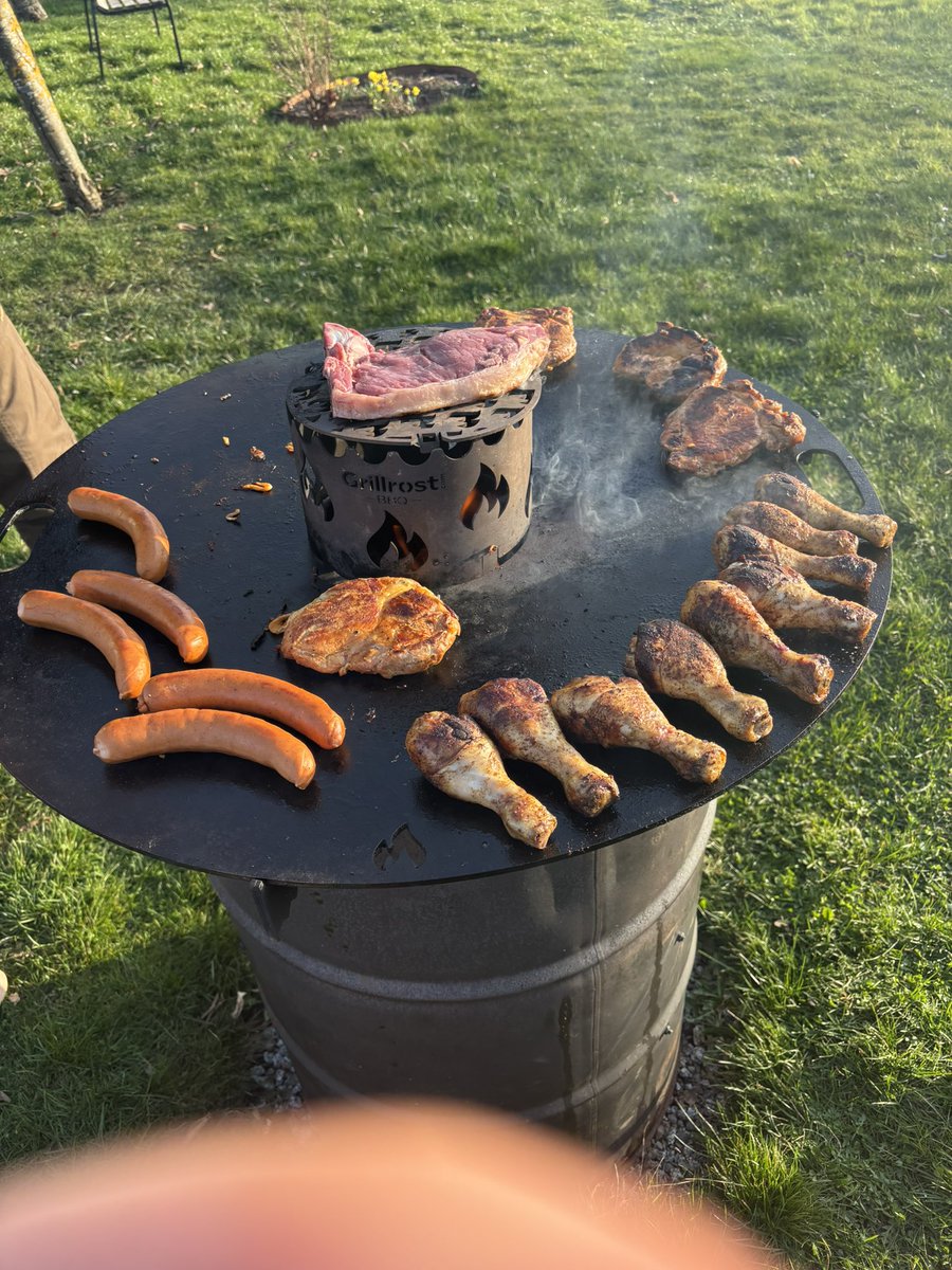 Klar Name tweet media