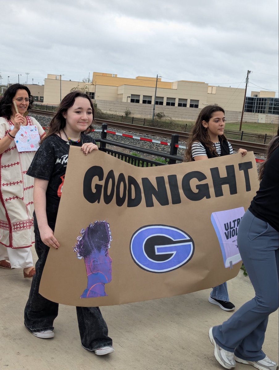 GoodnightSMCISD's tweet photo. Goodnight students participated in the Tomas Rivera Children's Parade &amp; Literature Fair on Saturday, March 7th. Our 6th grade AVID students read "Ultraviolet" by Aida Salazar, and they got to meet and walk with the famous Mexican American author during the parade! #avid #literacy https://t.co/84ym8lLVaW