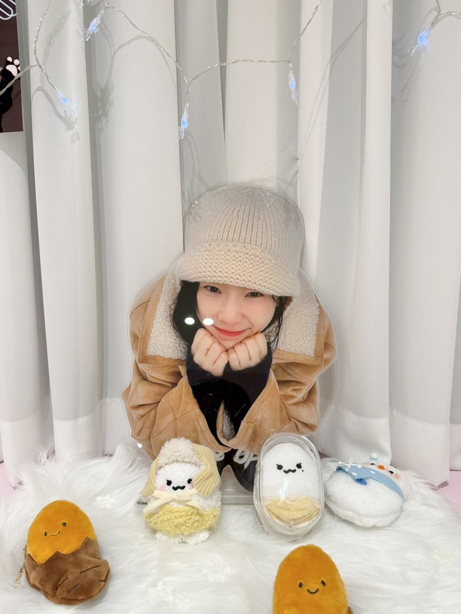 aileen🦋 tweet media