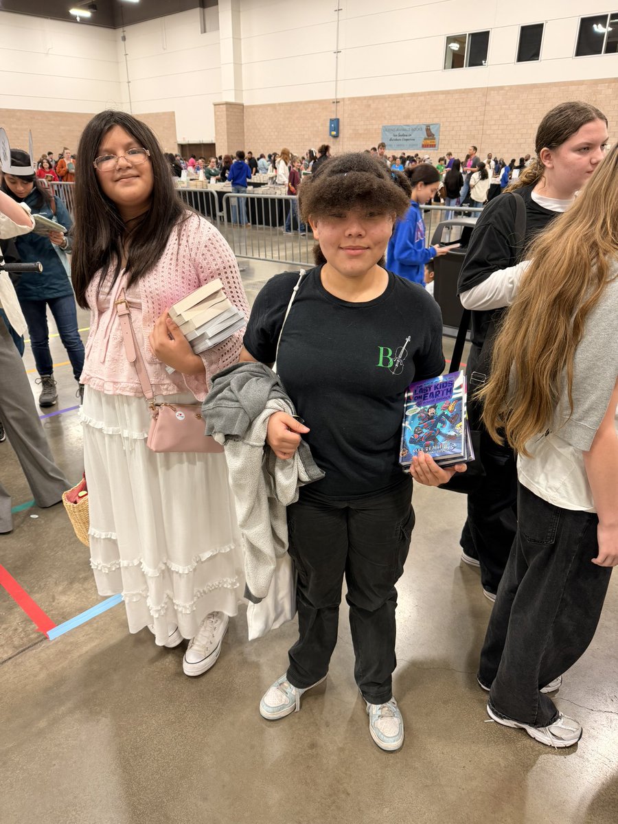 Monica Alcaraz tweet media