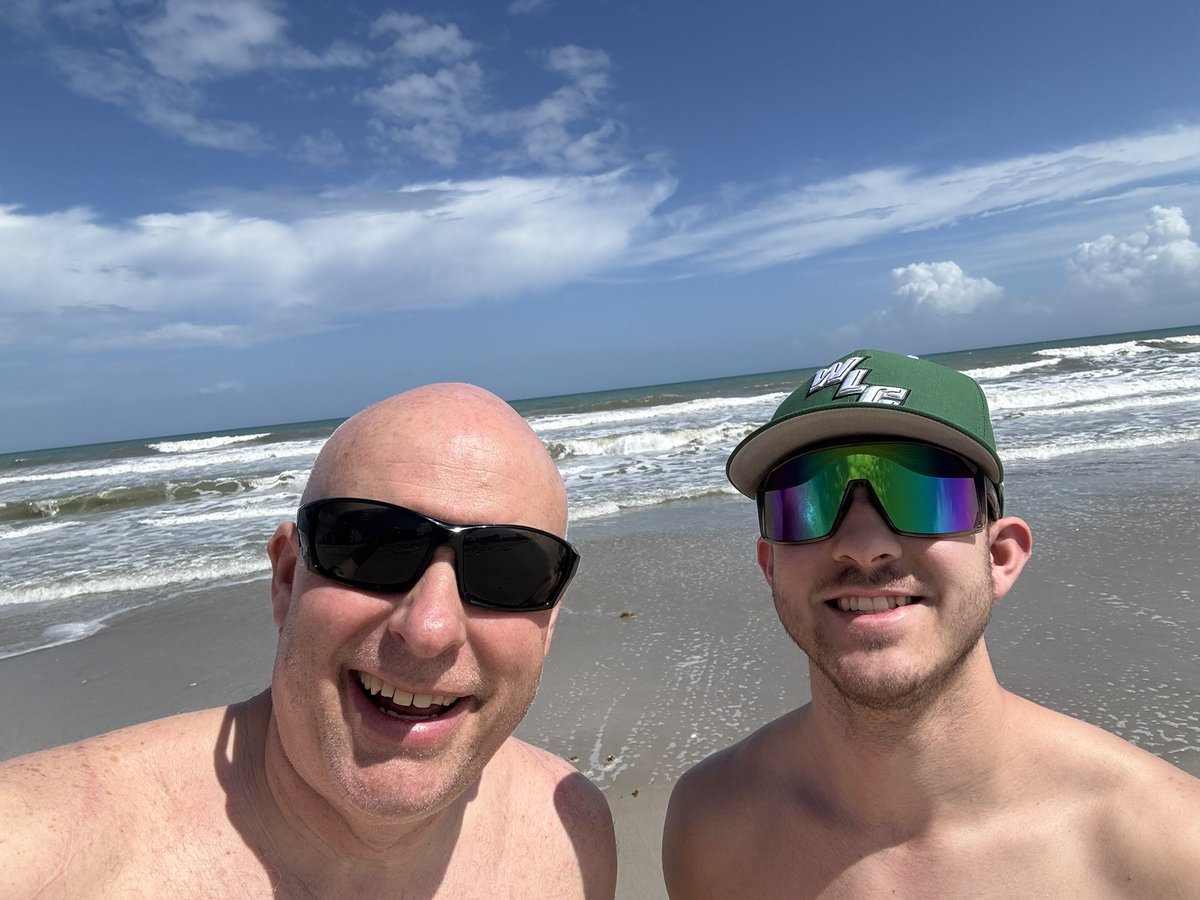 RevShevWLC's tweet image. BTT March 7 7th Try to Post Edition: It was a leisure day in Melbourne FL! @Shevey_8 is “working” this week for @coachflegel &amp;amp; @WLCSoftball so we walked to &amp;amp; on the beach, went to New Hope LC (thanks for feeding us!) &amp;amp; cheered on @WLC_WBB from afar! #RevShevSB2026 #maybethistime