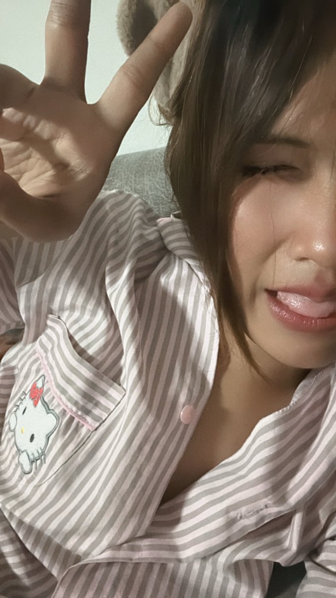 โฟร์โมท tweet media