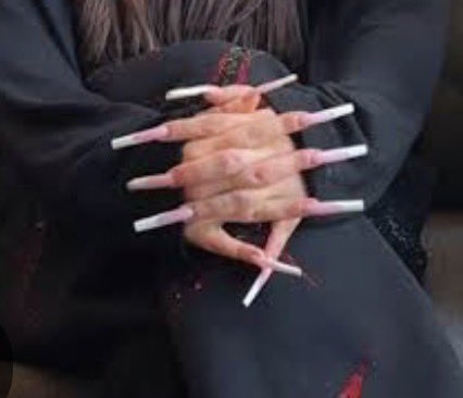 Ann T. Red tweet media