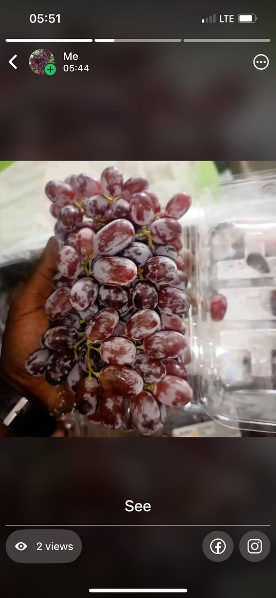 Lois B 🍓🍇 tweet media