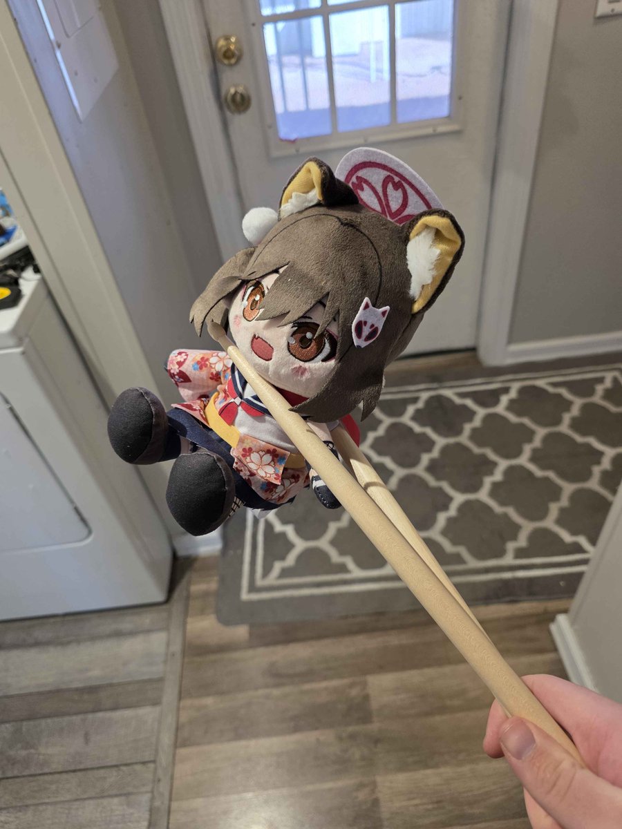 VinylHat tweet media