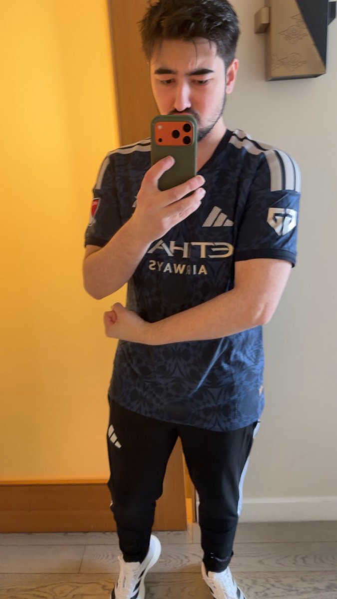 GenCity Stingray tweet media