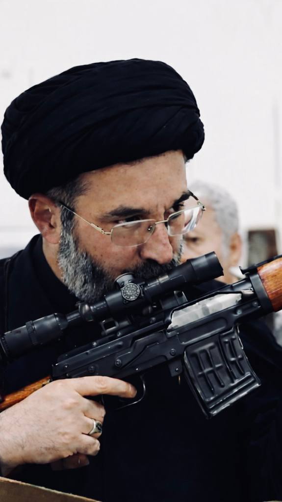 ای جهان کام تو شیرین ز عسل خواهد شد
مجتبی بعد علی، شیر جمل خواهد شد..