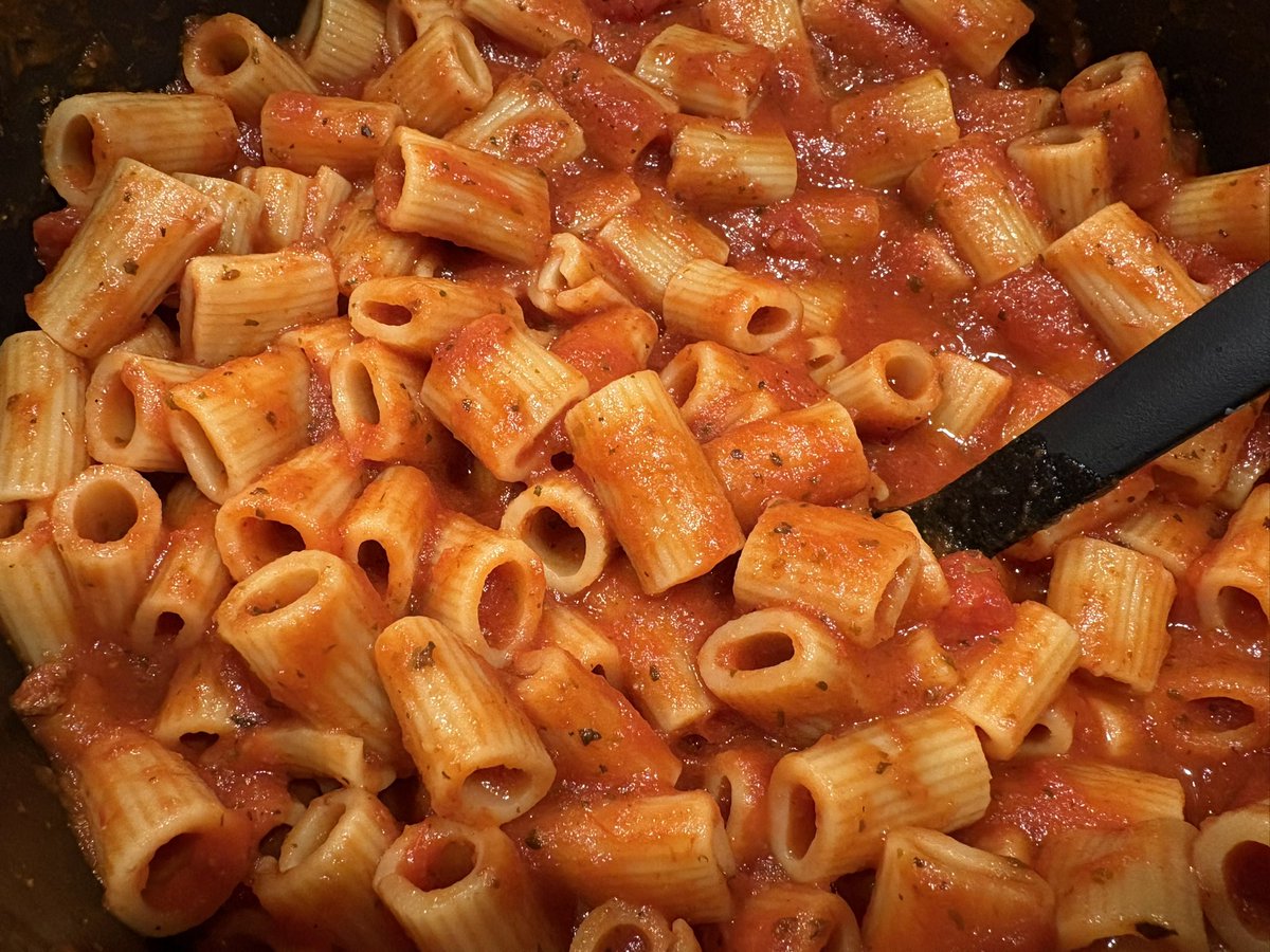 MommaAnge121518's tweet image. It’s Sunday and it’s a gymnastics competition day. So you know what that means… #ItalianMom #Sunday