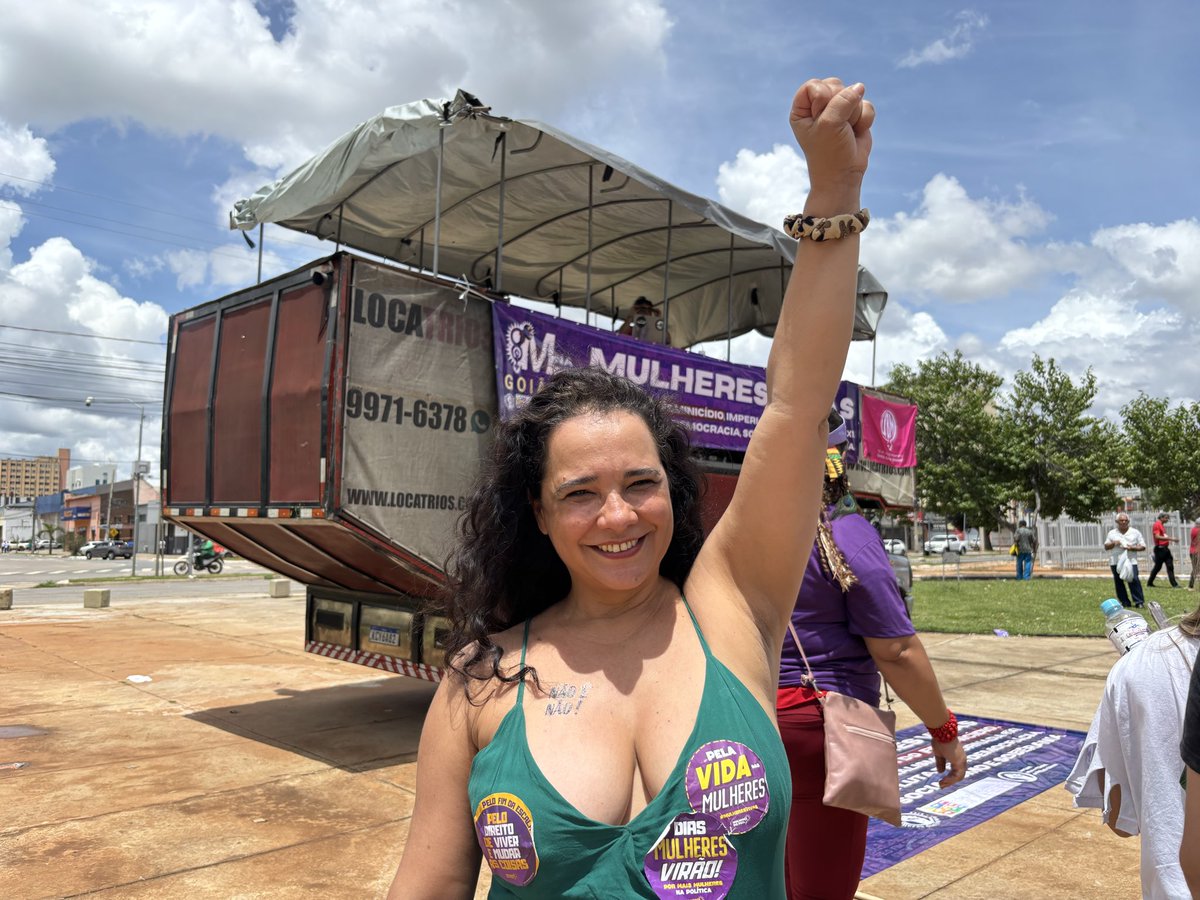 cintiadiaspsol's tweet photo. #8M | Ato Pela vida das Mulheres em Goiânia 

Hoje o ato foi maravilhoso, estar junta a essa mulherada combativa que não foge da luta! Em Goiás o governador Ronaldo Caiado faz propaganda do estado mais seguro enquanto o feminicídio cresce ano após ano. 

Basta de feminicídio ! https://t.co/KjSS8prPdf