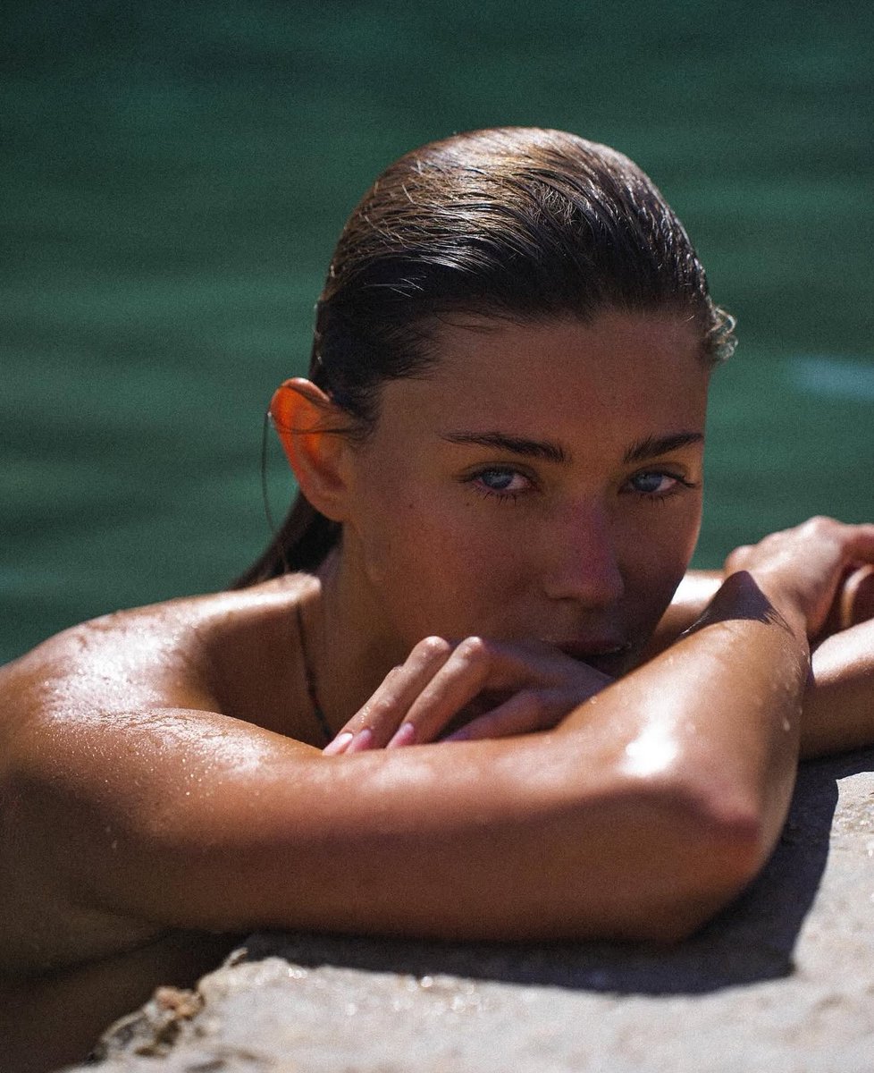 ──┈ ৎ ⠀  ⠀ ⠀  ⠀  ⠀ ⠀
 
⠀  ⠀                    seductive sunday.        
⠀  ⠀