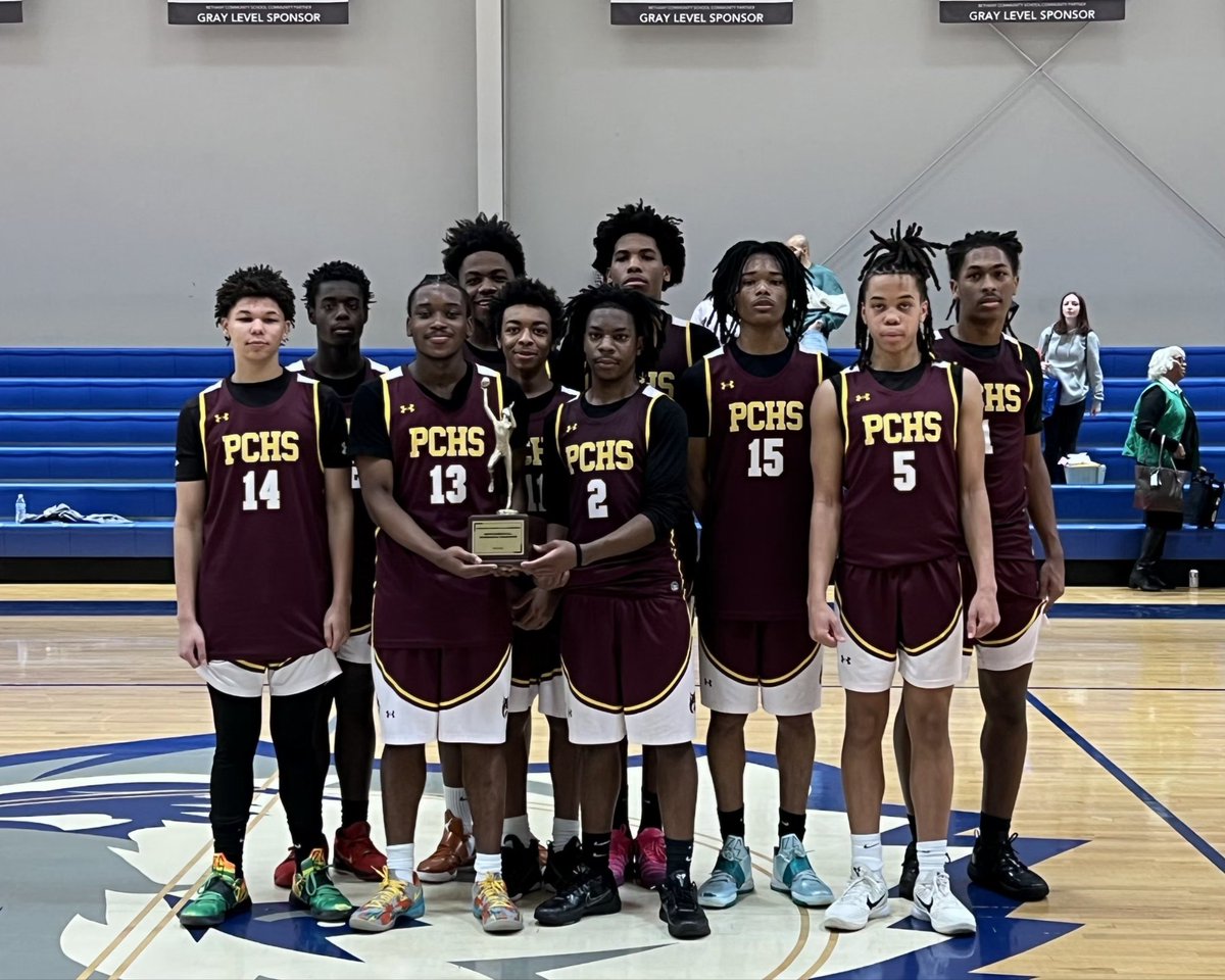 CoachMurray01's tweet photo. Grateful to be voted the 2025-2026 Northwest  Piedmont Conference Coach of the year. This recognition belongs to our players, Coach @jamaal_ferrell, Coach Ed and everyone that supported us this season. https://t.co/v6t3SuGVhR