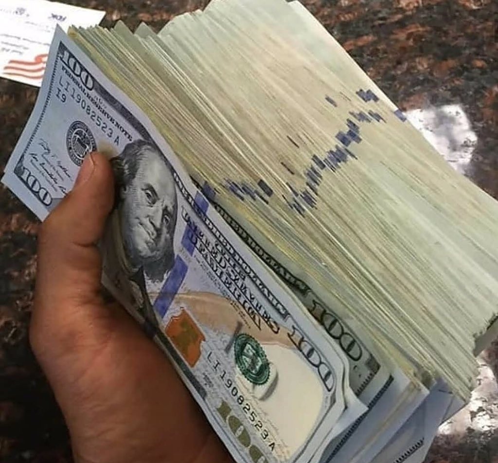 KING WAYNE🤴 tweet media