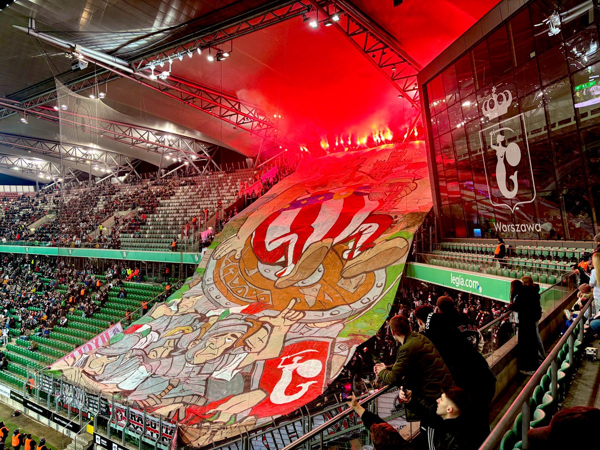 ßen (P) tweet media