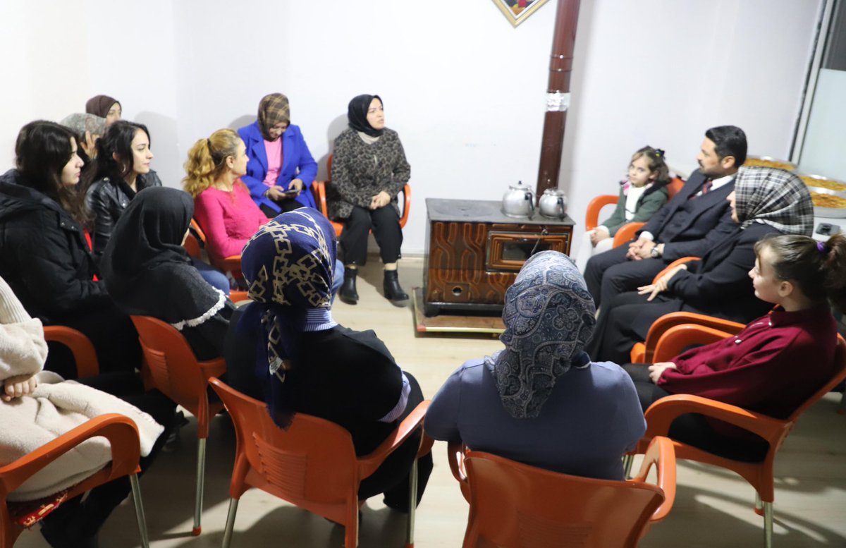 📍Bingöl 

📌 Kıymetli İl Başkanımız Sn.<a href="/yilmaz_seven/">Av. Yılmaz SEVEN</a> ile birlikte 8 Mart Dünya Kadınlar Günü dolayısıyla kadın kooperatiflerimizi ziyaret ettik.

Emekleri, üretimleri ve dayanışmalarıyla toplumumuza değer katan tüm kadınlarımızın 8 Mart Dünya Kadınlar Günü’nü kutluyoruz. 🎗️