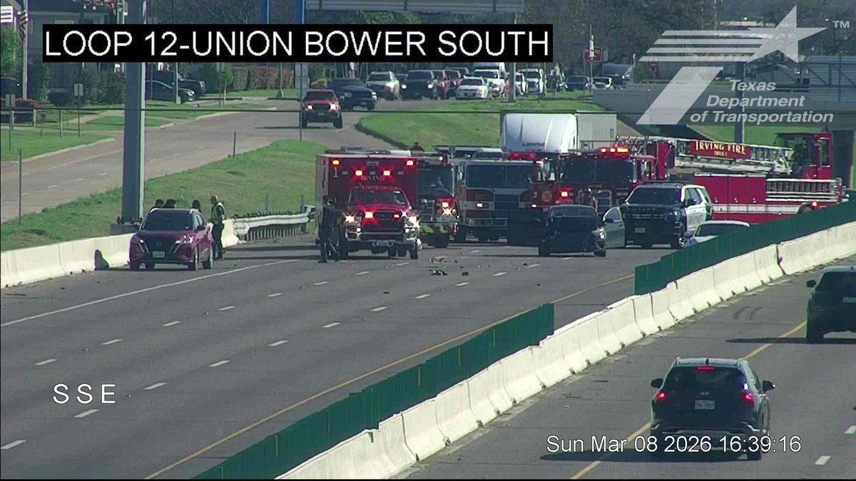 krldtraffic's tweet image. #Irving: NB Loop 12 Walton Walker @ SH-356, after some lane shifts - now the 2 2 left lanes taken away due to a wreck - delays from Shady Grove @KRLD #KRLDTraffic #1080KRLD #trafficalert @TxDOTDallas