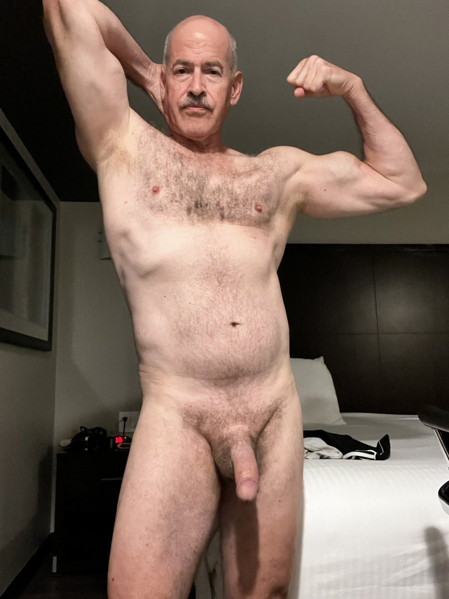 Great Daddies 🔞 70K tweet media