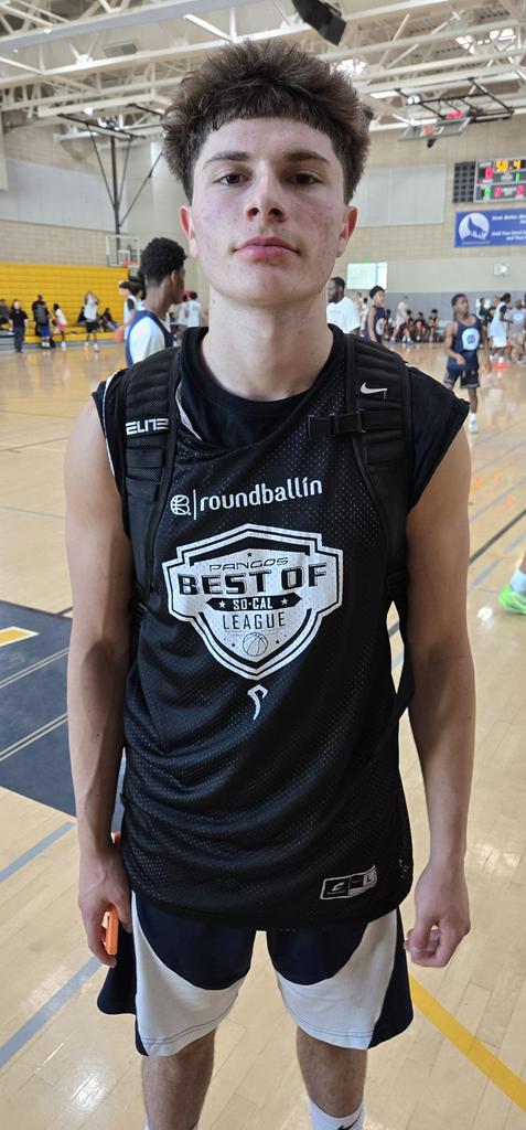 trigonis30's tweet photo. 2026 @FCPPangos Best of SoCal League Notes: impressed with the rapid improvement of 6-2 2027 Nikolas Koudsi (Malibu/CA). Sharpshooter with deep range had a very efficient game today: 22 pts (9/15 FG; 4/8 3FG) &amp; 4 assts but 0 TOs. Very good student too @roundballinusa @NBNMagazine https://t.co/hITBmTE2db