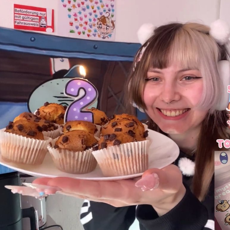 nessaihai's tweet photo. DANKE FÜR DEN TOLLEN TAG qwq (die andere 2 ist kaputt gegangen ich schwöre ich bin nicht 2) https://t.co/WQxC4NxCpf
