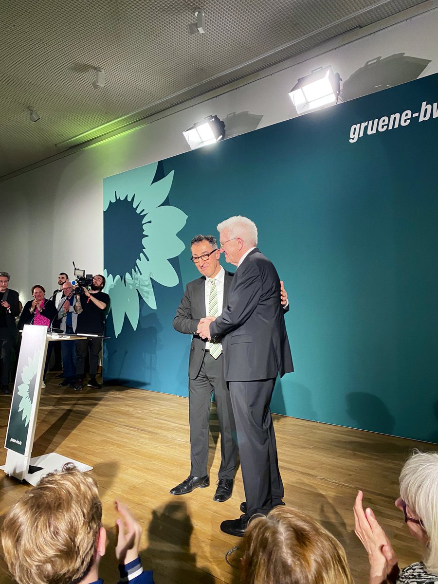 Felix Hackenbruch tweet media