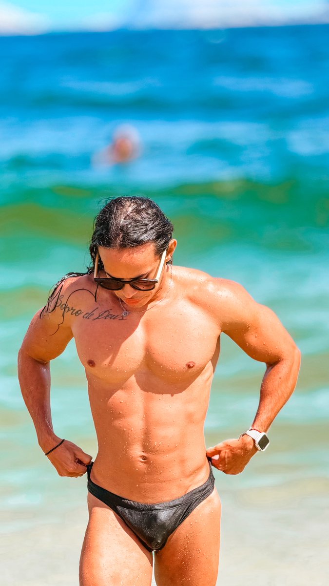 Peitudo RIO 😈😈 tweet media