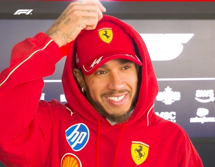 braveltmar's tweet photo. smiley lewis in ferrari is so precious to me https://t.co/fqKWbHH57J
