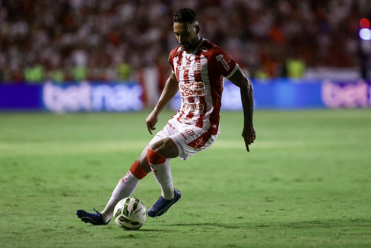 Náutico tweet media