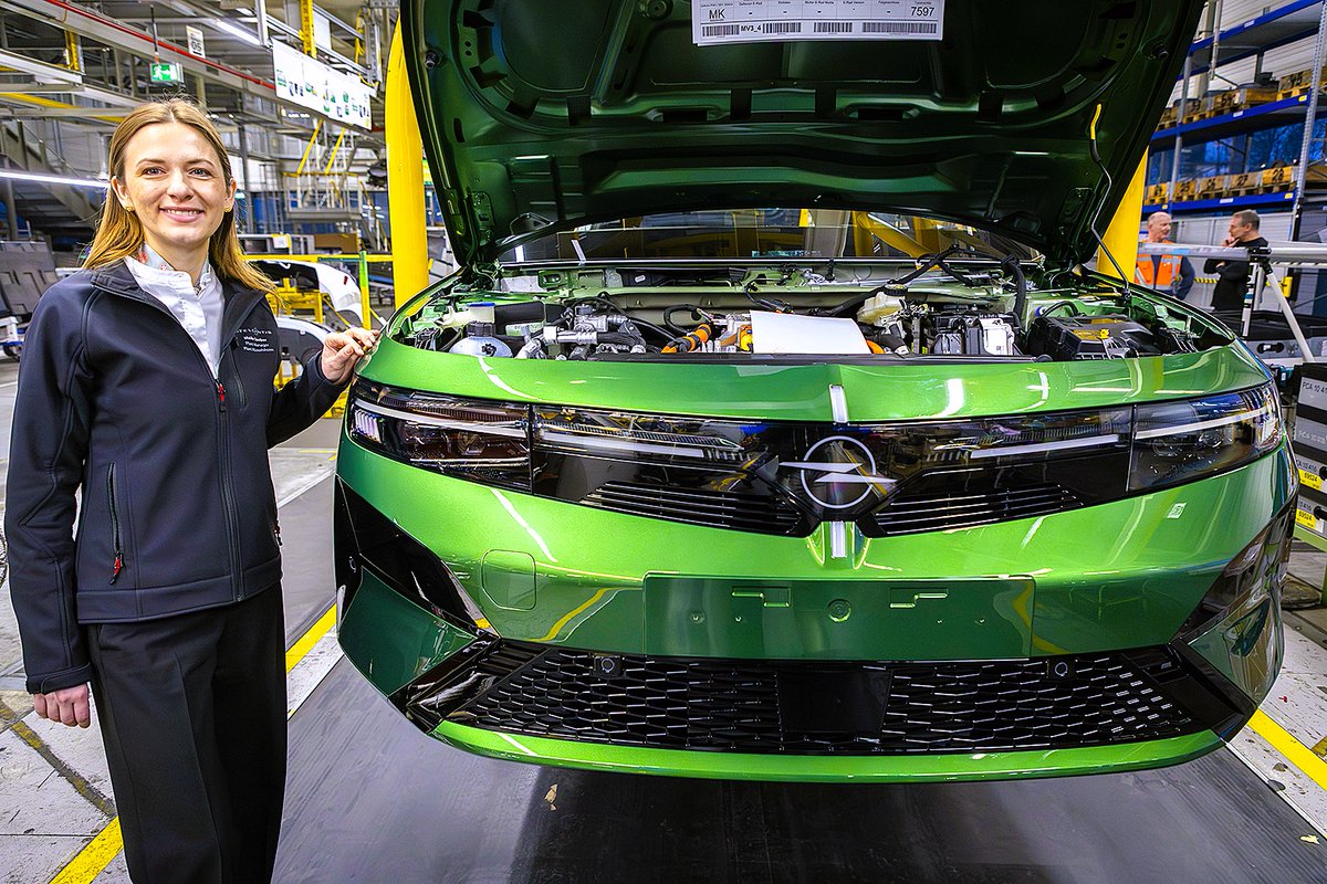 Riwal888 tweet media