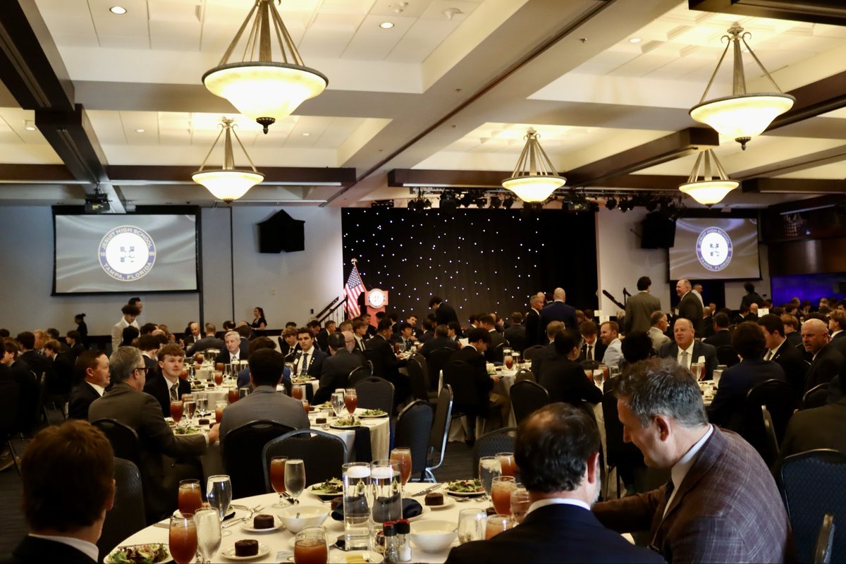 JesuitTampaFL's tweet image. Hundreds of Jesuit High School students and their fathers are filing in to the TPepin Hospitality Centre for the annual Men for Others Dinner!

#AMDG #MenforOthers