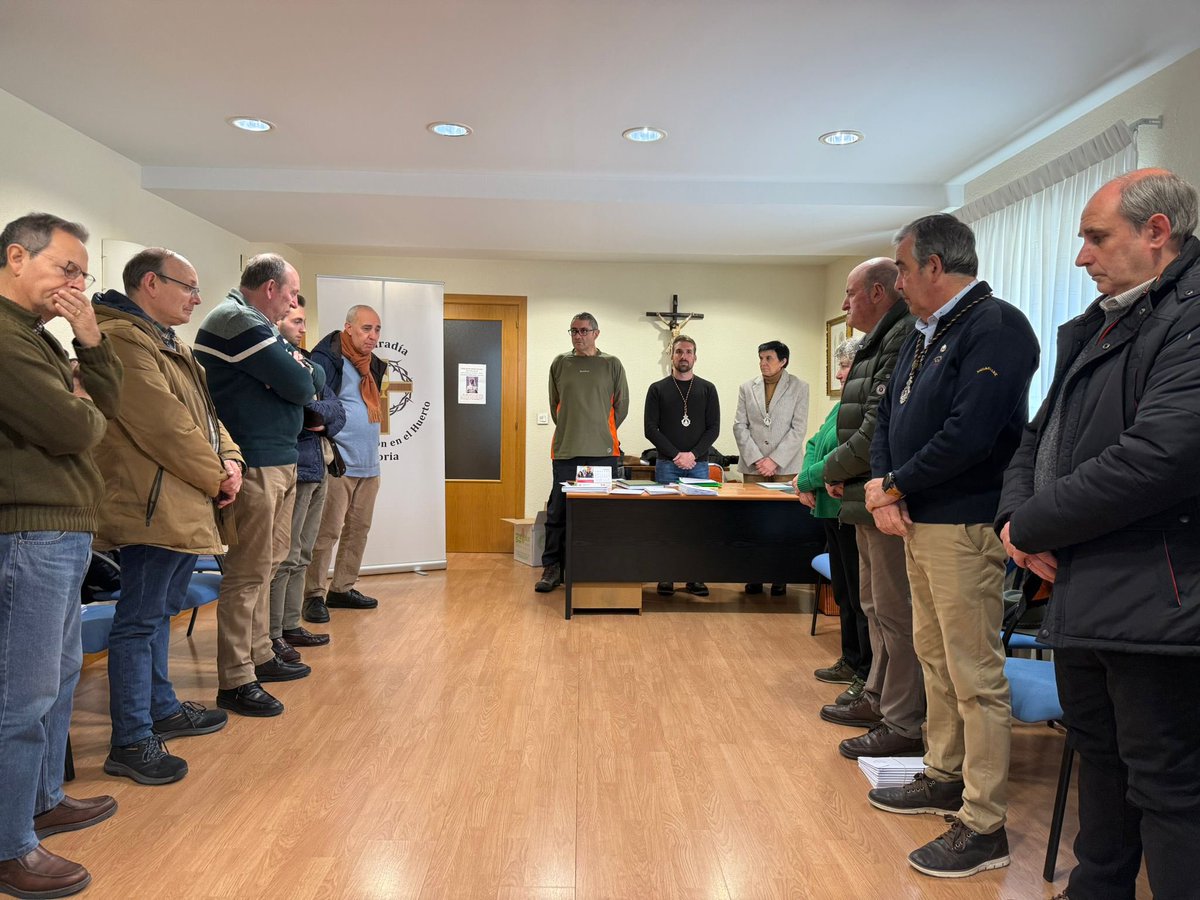 Hoy celebramos nuestra Asamblea General. Seguimos construyendo juntos el futuro de la cofradía y preparando la próxima Semana Santa. ⛪️