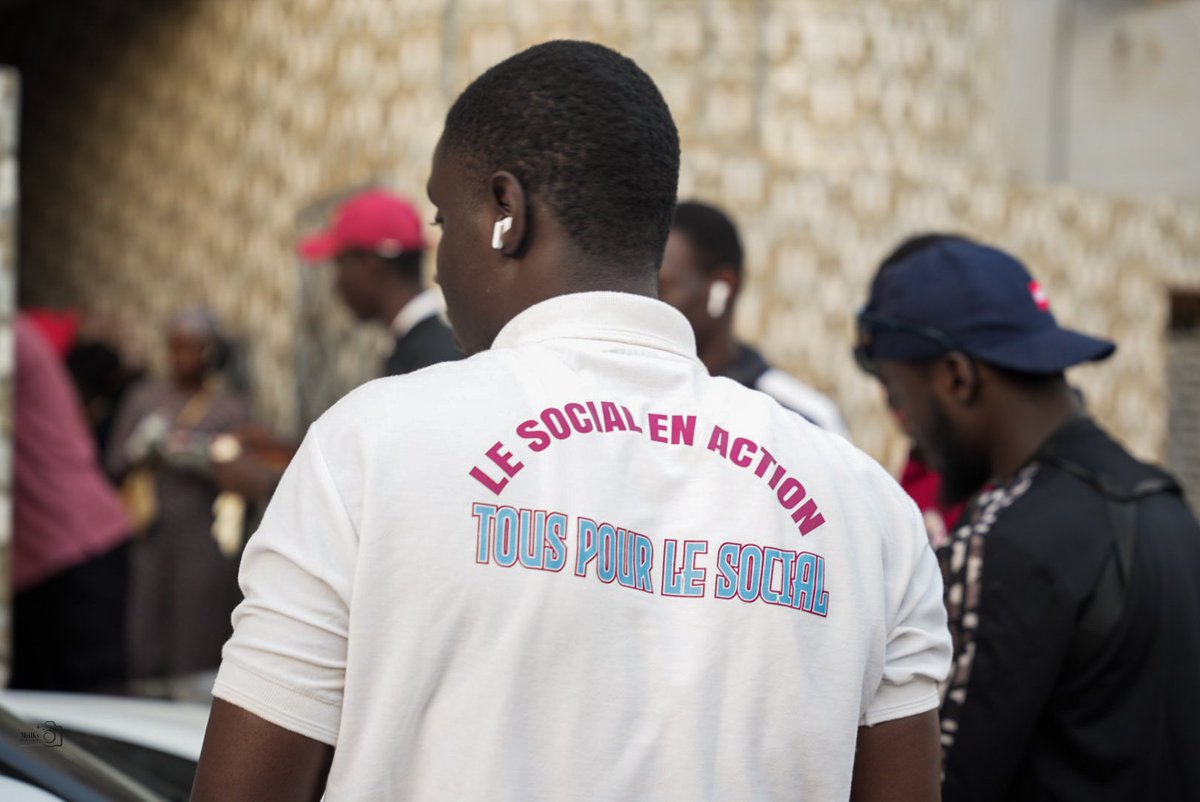 Tous pour le Social💜🤍 tweet media