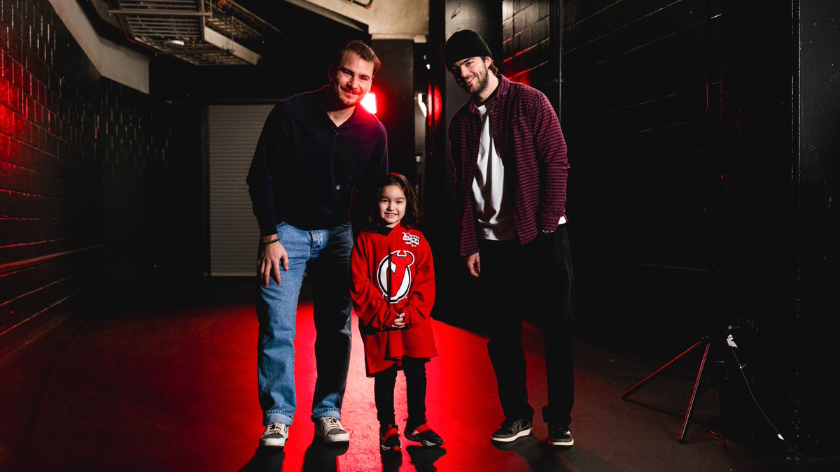 NJDevils's tweet photo. Strong arrivals from the next generation.

#NJDevils | @RWJBarnabas https://t.co/2rENArl9Io