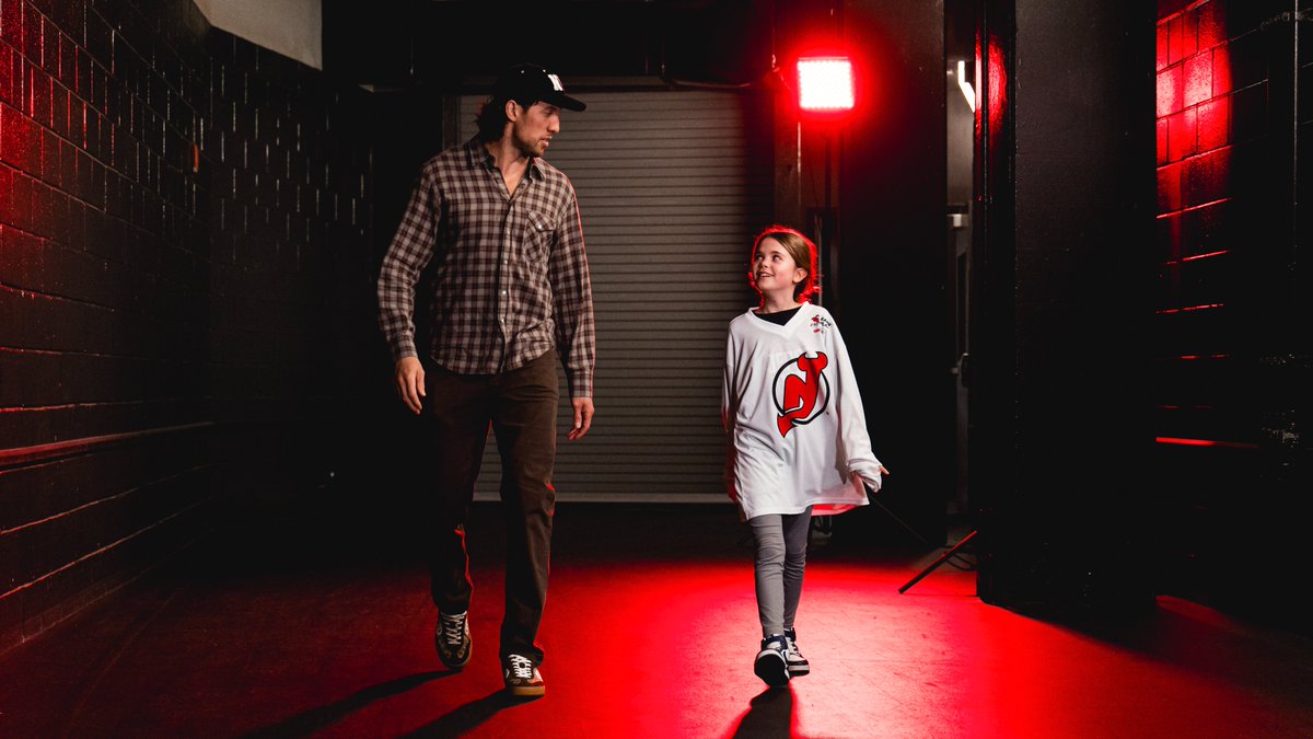 NJDevils's tweet photo. Strong arrivals from the next generation.

#NJDevils | @RWJBarnabas https://t.co/2rENArl9Io