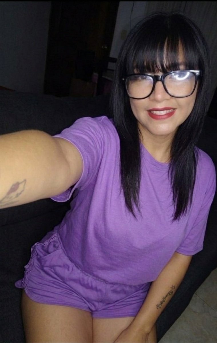 mushielle28's tweet photo. #8Marzo #DiaDeLaMujer 💜💜💜
08/Marzo 
Por las que salieron a divertirse y no volvierón. 
Por las que se enamoraron y fueron violentadas.
Por las que se defendieron y que asesinarón.
Por las que alzaron la voz y la apagaron.
     💜💜💜💜POR TODAS💜💜💜💜 https://t.co/112e9S8Tfv