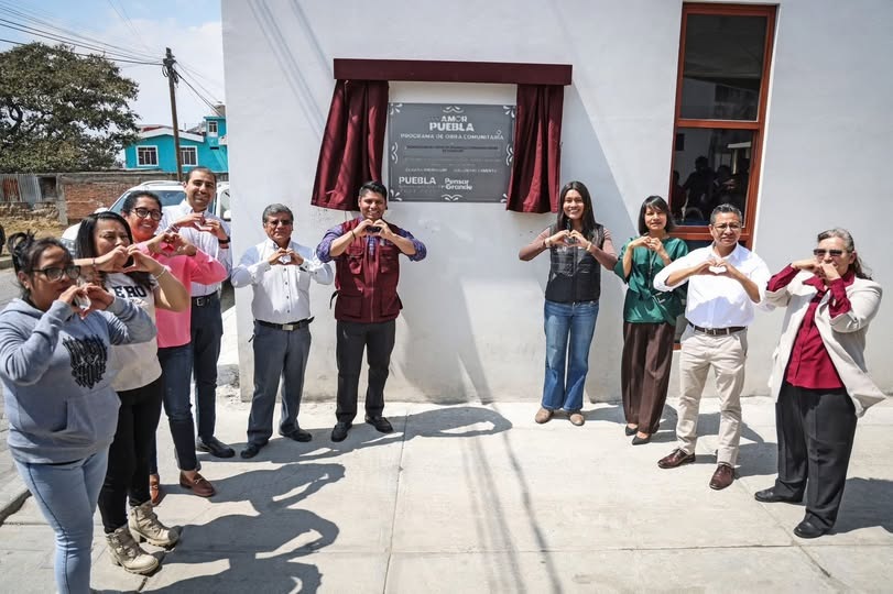 #VISION en #Cuautlancingo
Gobierno de Cuautlancingo entrega mejora en Capilla Guadalupe
Mas en VISION: periodicovision.com.mx/.../gobierno-d…
<a href="/omarmunooz/">Omar Muñoz</a>